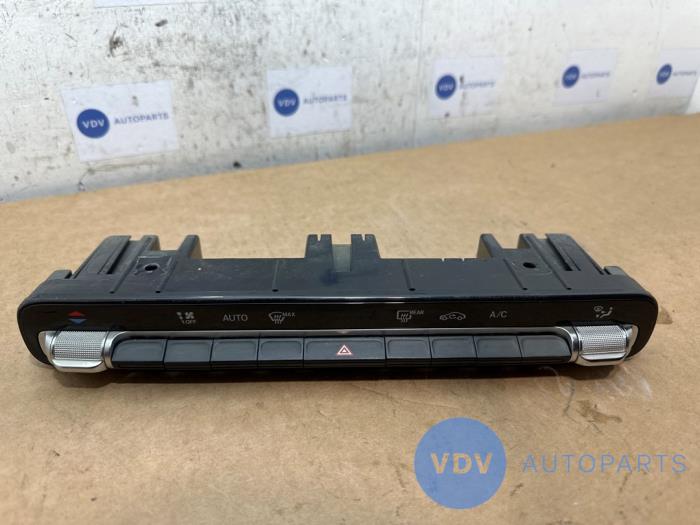 Panel sterowania nagrzewnicy Mercedes CLA