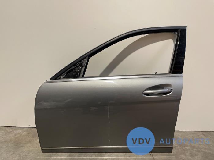 Door 4-door, front left Mercedes C-Klasse