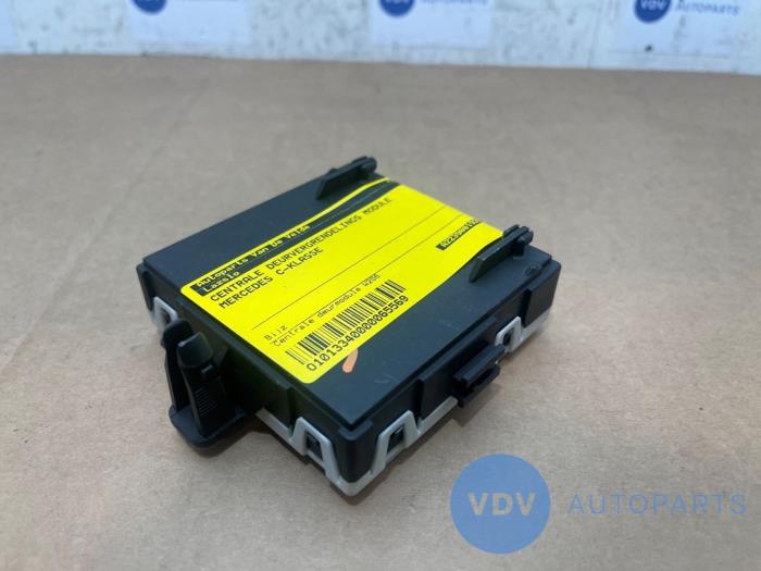 Modul centralnego zamka Mercedes C-Klasse