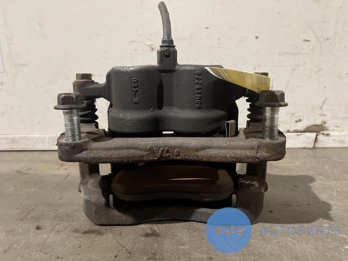 Front brake calliper, right Mercedes X-Klasse
