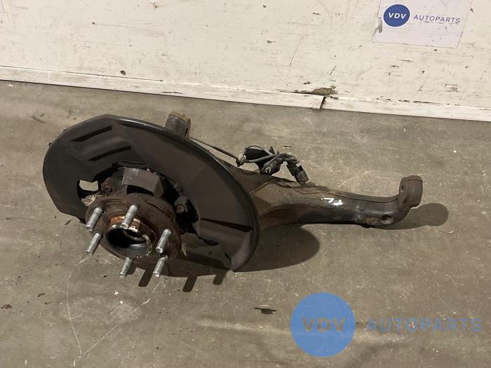Knuckle, front left Mercedes X-Klasse
