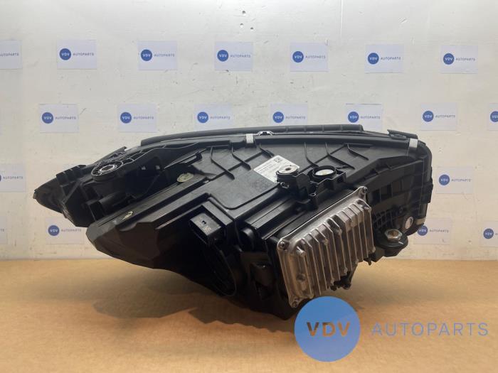 Phare droit Mercedes C-Klasse