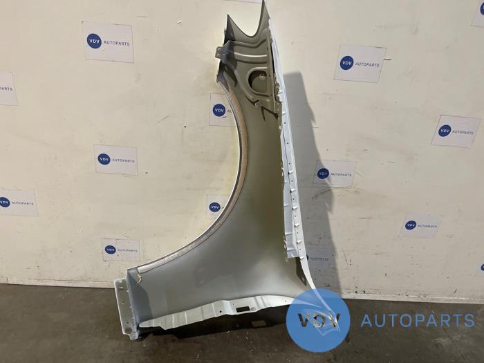 Front wing, right Mercedes E-Klasse