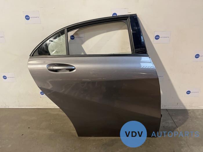 Rear door 4-door, right Mercedes A-Klasse Rear door 4-door, right Mercedes A-Klasse