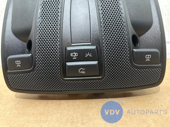 Oswietlenie wewnetrzne przód Mercedes A-Klasse