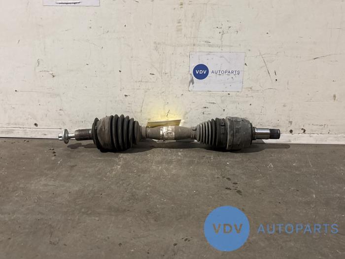 Aandrijfas links-voor Mercedes GLA