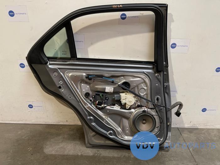 Portier 4Deurs links-achter Mercedes E-Klasse