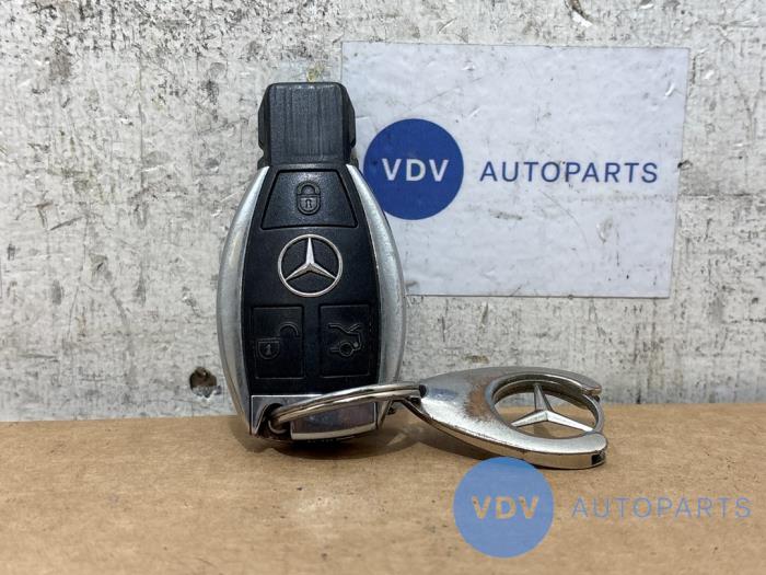 Ignition lock + computer Mercedes E-Klasse