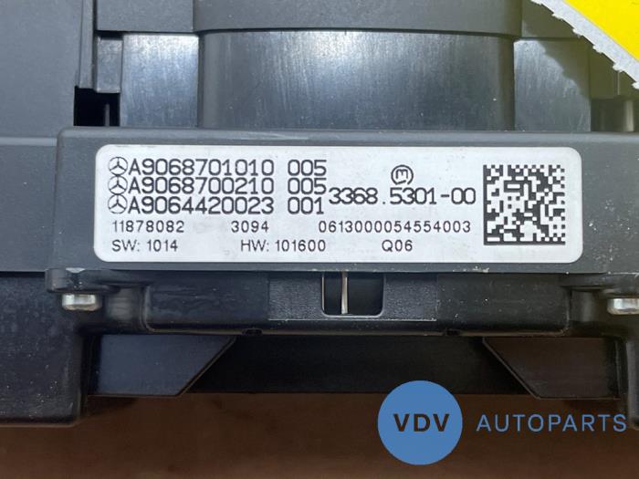 Przelacznik swiatel awaryjnych Mercedes Sprinter