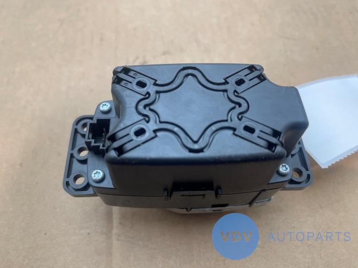 On-board computer controller Mercedes CLA