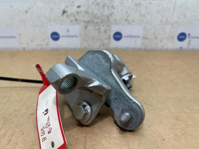 Scharnier Tür links hinten Mercedes A-Klasse