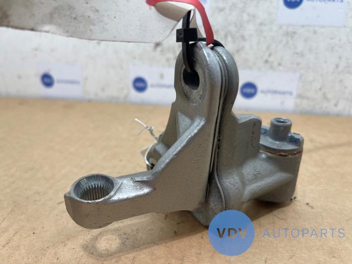 Scharnier deur links-voor Mercedes A-Klasse