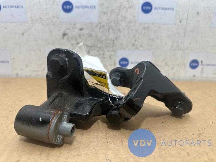 Scharnier deur rechts-voor Mercedes A-Klasse