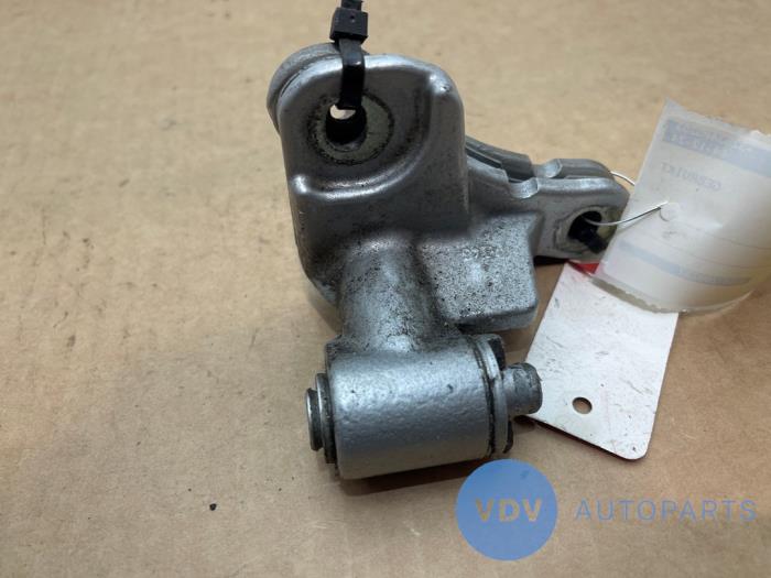 Scharnier deur rechts-voor Mercedes A-Klasse