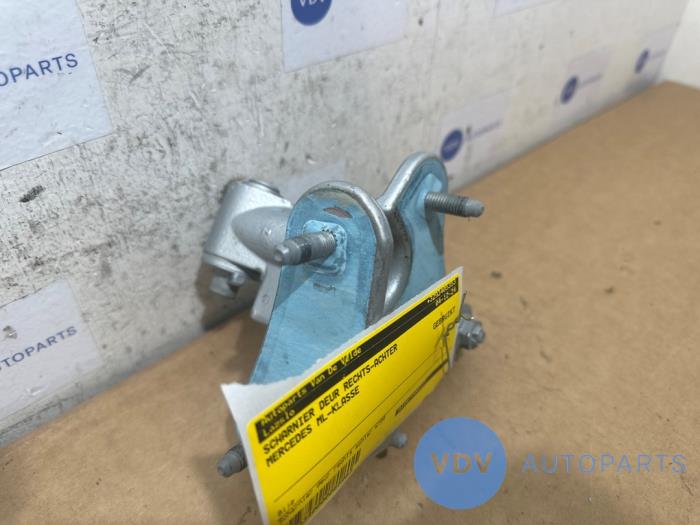 Rear door hinge, right Mercedes ML-Klasse