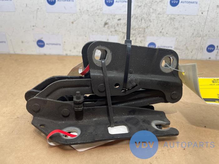 Bonnet Hinge Mercedes ML-Klasse