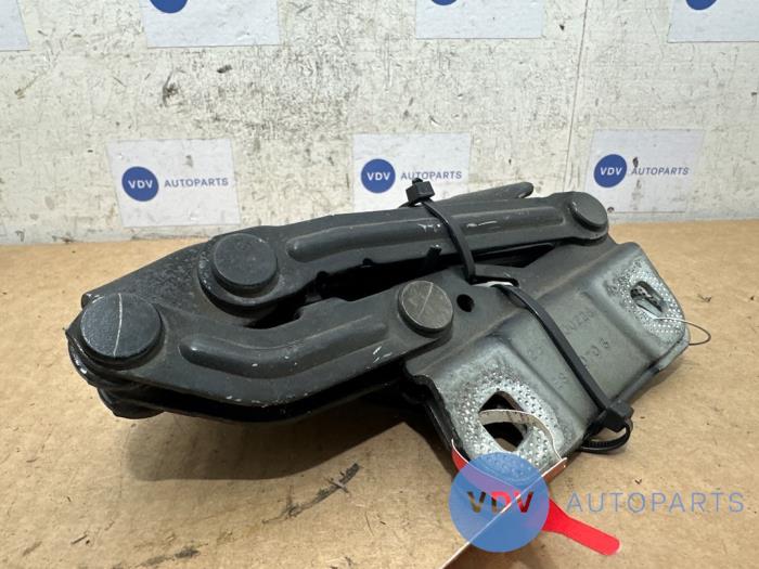 Bonnet Hinge Mercedes ML-Klasse