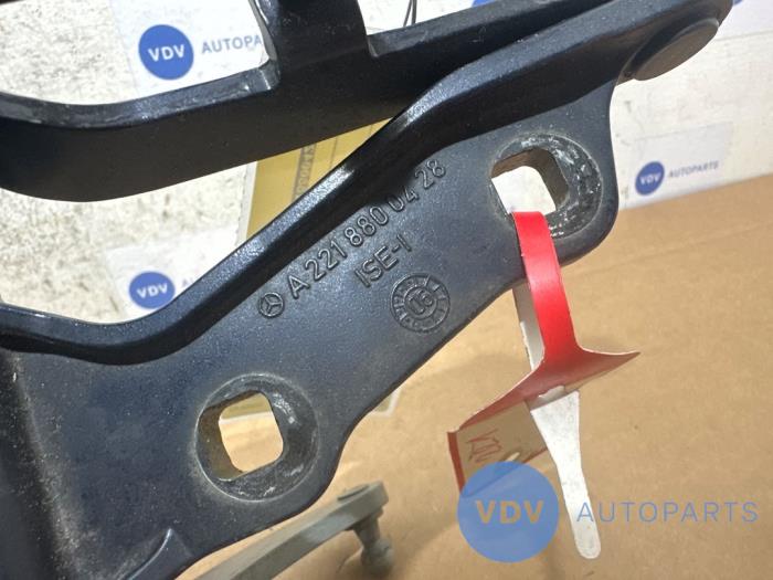 Charnière capot Mercedes S-Klasse