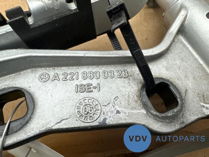 Charnière capot Mercedes S-Klasse