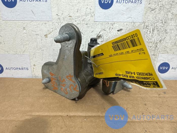 Rear door hinge, right Mercedes B-Klasse
