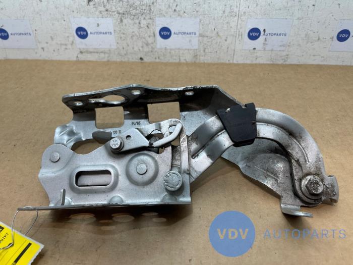 Bonnet Hinge Mercedes C-Klasse
