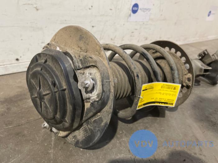 Fronts shock absorber, left Mercedes E-Klasse