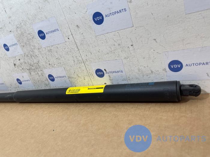 Gasdämpfer rechts hinten Mercedes GLA