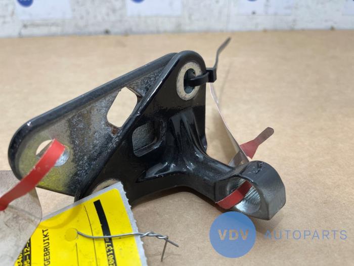 Charnière porte avant gauche Mercedes E-Klasse