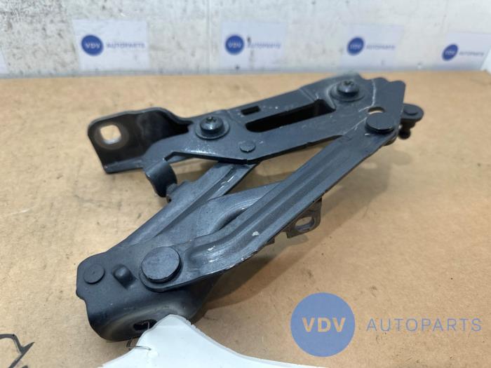 Zawias pokrywy silnika Mercedes GLK-Klasse