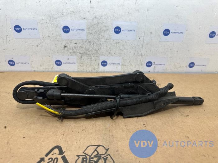 Scharnier Heckklappe Mercedes SLK