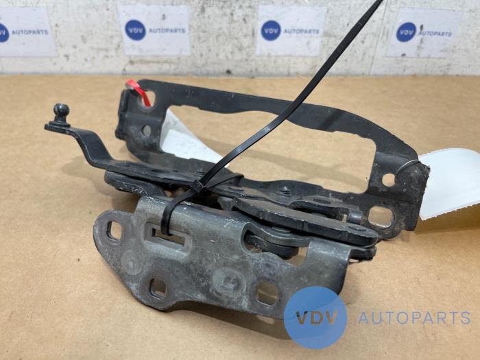 Zawias pokrywy silnika Mercedes GLK-Klasse