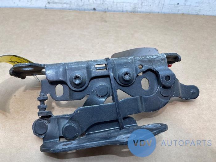 Zawias pokrywy silnika Mercedes GLK-Klasse