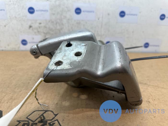 Bisagra puerta izquierda detrás Mercedes Vito