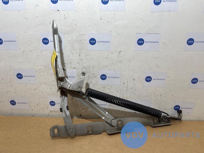 Boot lid hinge Mercedes S-Klasse