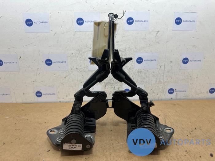 Popup System Motorhaube Mercedes E-Klasse