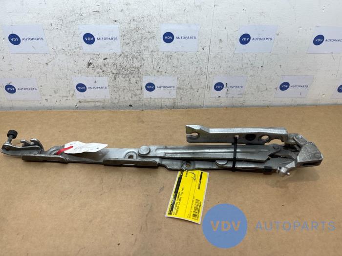 Zawias pokrywy bagaznika Mercedes S-Klasse