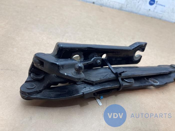 Zawias pokrywy bagaznika Mercedes S-Klasse