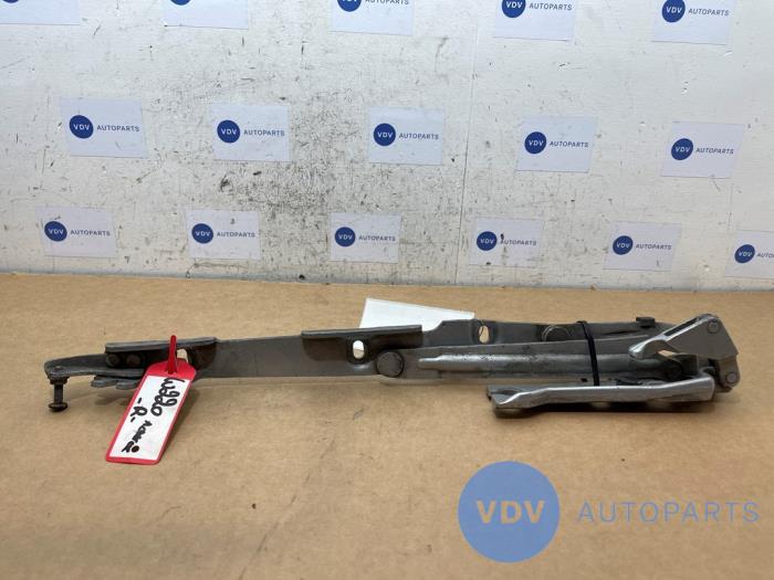 Boot lid hinge Mercedes S-Klasse