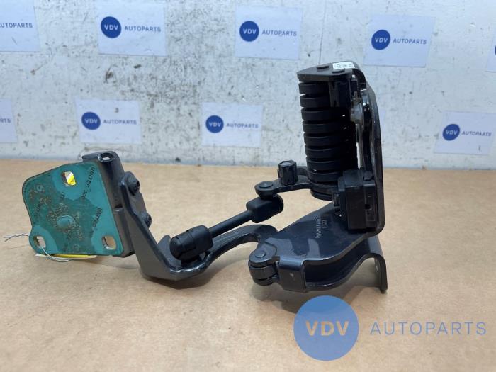 Tailgate hinge Mercedes E-Klasse