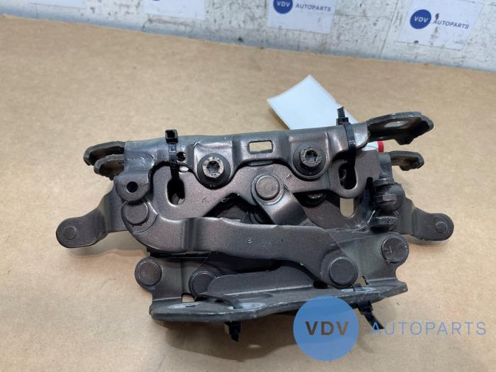 Bonnet Hinge Mercedes C-Klasse