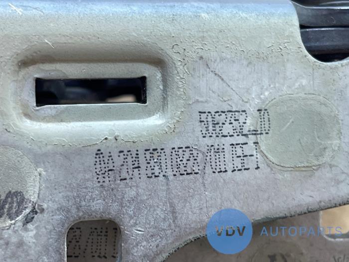 Bonnet Hinge Mercedes C-Klasse