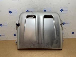 Gebruikte Afdekplaat motor Mercedes C Estate AMG (S205) C-63 S,Edition 1 AMG 4.0 V8 Biturbo Prijs € 60,50 Inclusief btw aangeboden door Autoparts Van De Velde