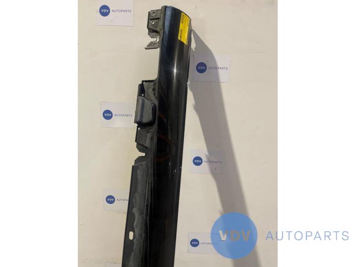 Sill, right Mercedes C-Klasse