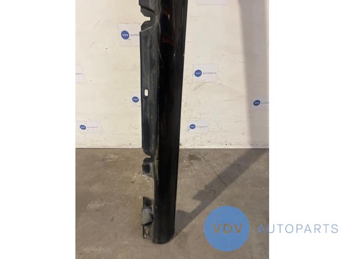 Sill, right Mercedes C-Klasse