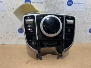 Gebruikte Bediening boordcomputer Mercedes C (W205) C-220 2.2 CDI BlueTEC, C-220 d 16V Prijs € 60,50 Inclusief btw aangeboden door Autoparts Van De Velde