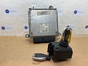 Gebruikte Kontaktslot + computer Mercedes E (W212) E-200 CDI 16V BlueEfficiency,BlueTEC Prijs € 181,50 Inclusief btw aangeboden door Autoparts Van De Velde