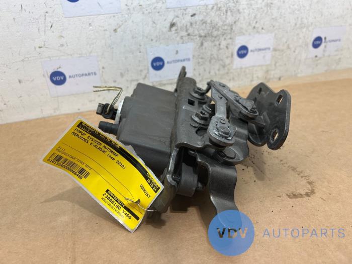 Système popup capot Mercedes E-Klasse