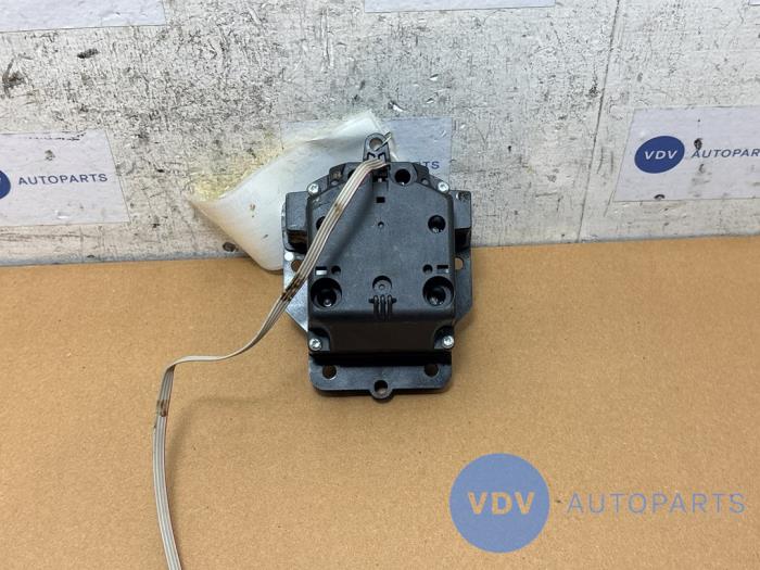 Commande ordinateur de bord Mercedes E-Klasse