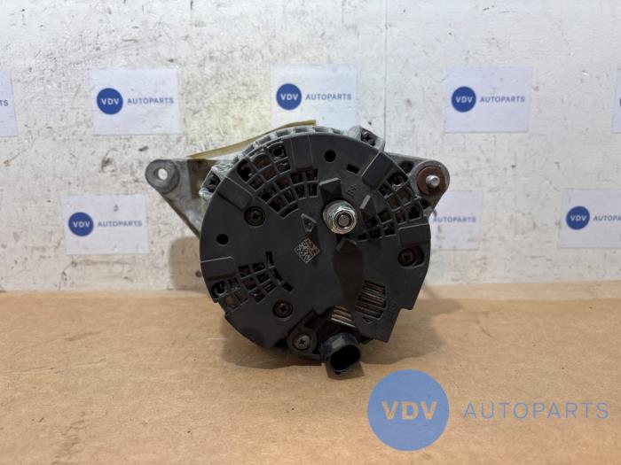 Dynamo Mercedes B-Klasse