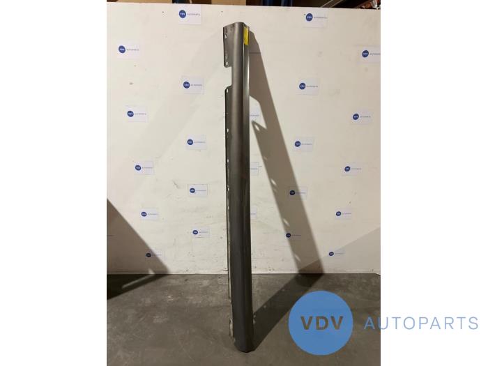 Sill, left Mercedes E-Klasse